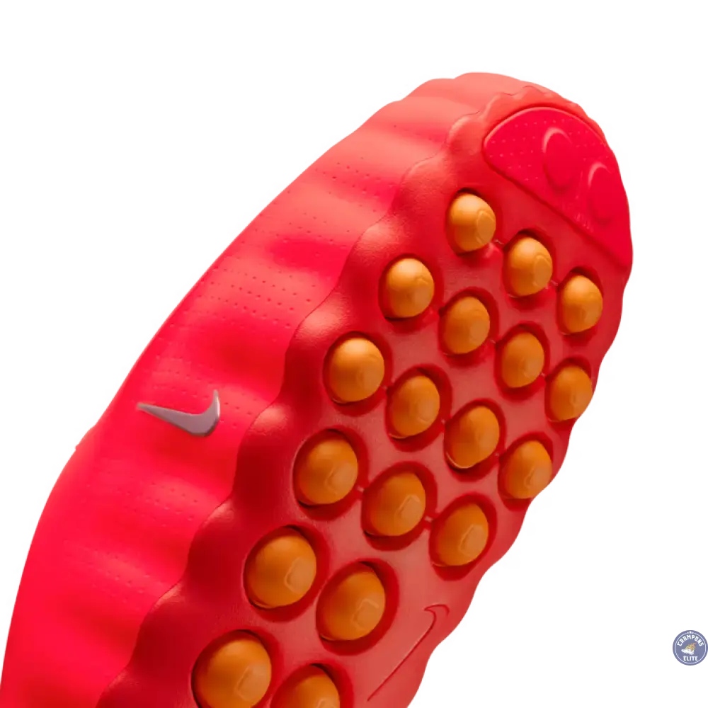 Nike Mind 001 - Solar Red