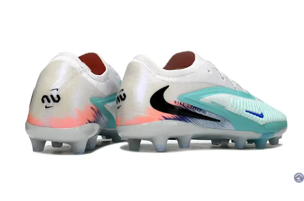 PHANTOM 6 ELITE AG LOW CUT UNITED PACK 002 AG -BLANC/TURQUOISE/VIOLET