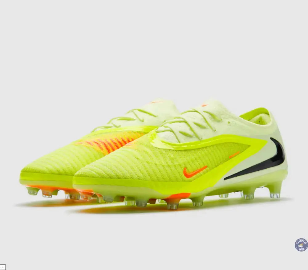 Phantom 6 Elite Low Cut AG Max Voltage - Vert/Noir/Orange